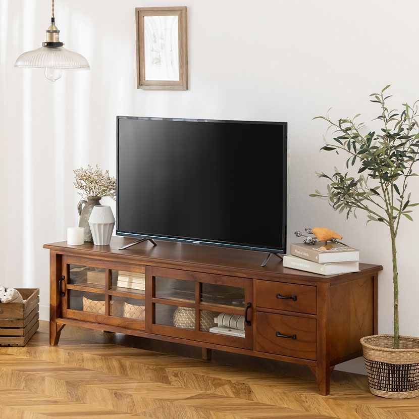 幅150cm 木製 ローボード アンティーク風 ～55型対応 ガラス扉 天然木