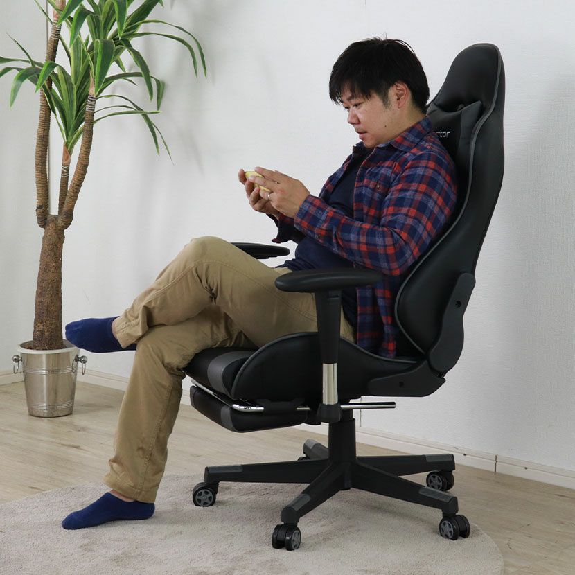 ゲーミングチェア X・Factor 収納式フットレスト付 肘掛け付き