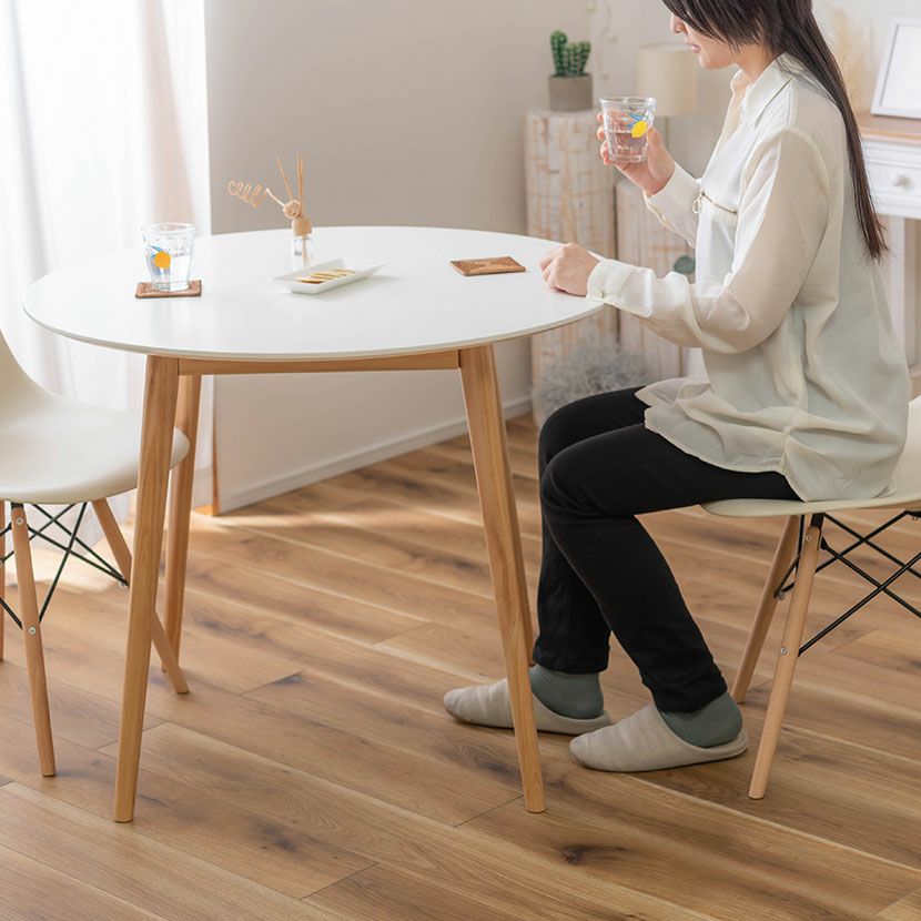 ホワイト円形木製テーブル ホワイト天板×木製脚で大人気！北欧風の円形ローテーブル