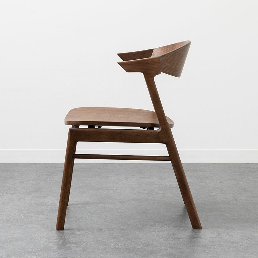 設置無料】木製 ダイニングチェア ミキモク 天然木 肘付き 椅子 板座